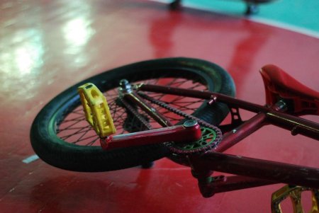 �Nuclear skating�